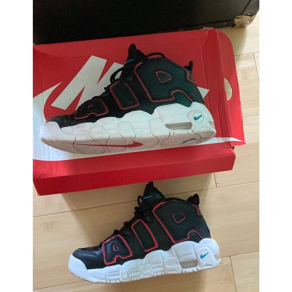 Nike Air More Uptempo GS size 6 youth DJ4610 001 - Picture 3 of 11